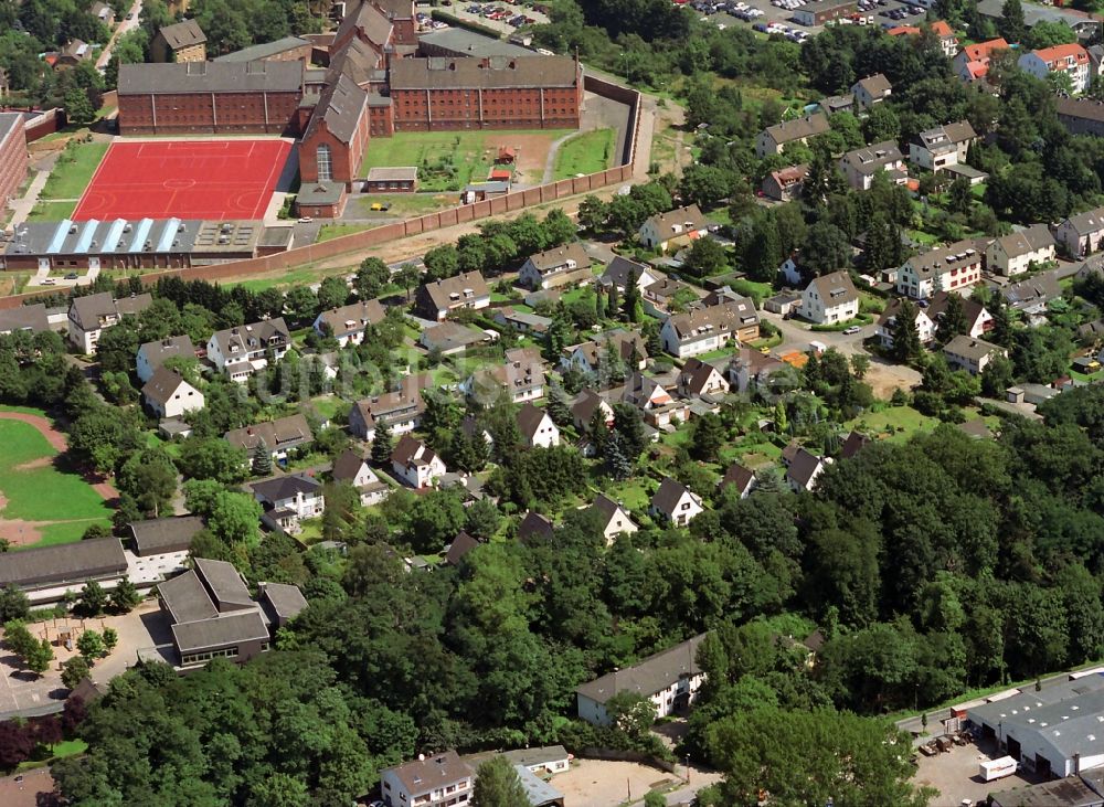 Luftbild Siegburg - Justizvollzugsanstallt ( JVA ) Siegburg im Ortsteil Brückberg der Kreisstadt Siegburg im Bundesland Nordrhein-Westfalen