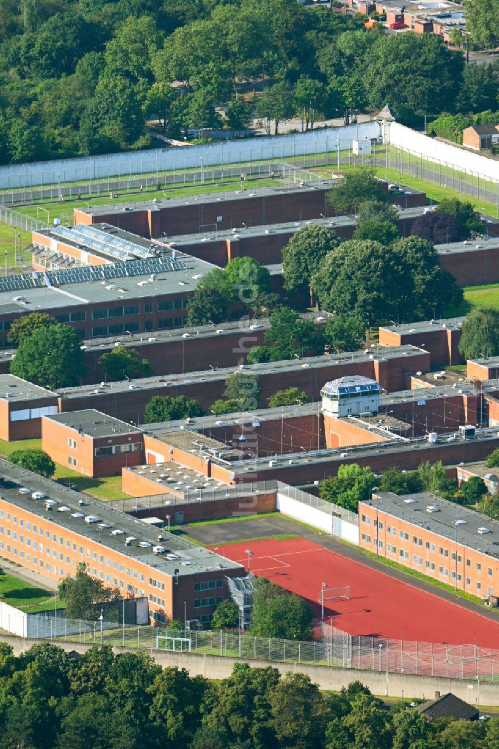 Luftbild Köln - Justizvollzugsanstalt JVA an der Rochusstraße im Ortsteil Ossendorf in Köln im Bundesland Nordrhein-Westfalen, Deutschland