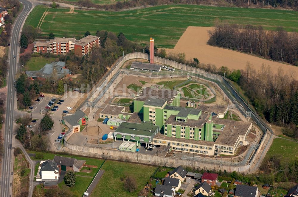 Fröndenberg von oben - Justizvollzugskrankenhaus Nordrhein-Westfalen in Fröndenberg / Ruhr