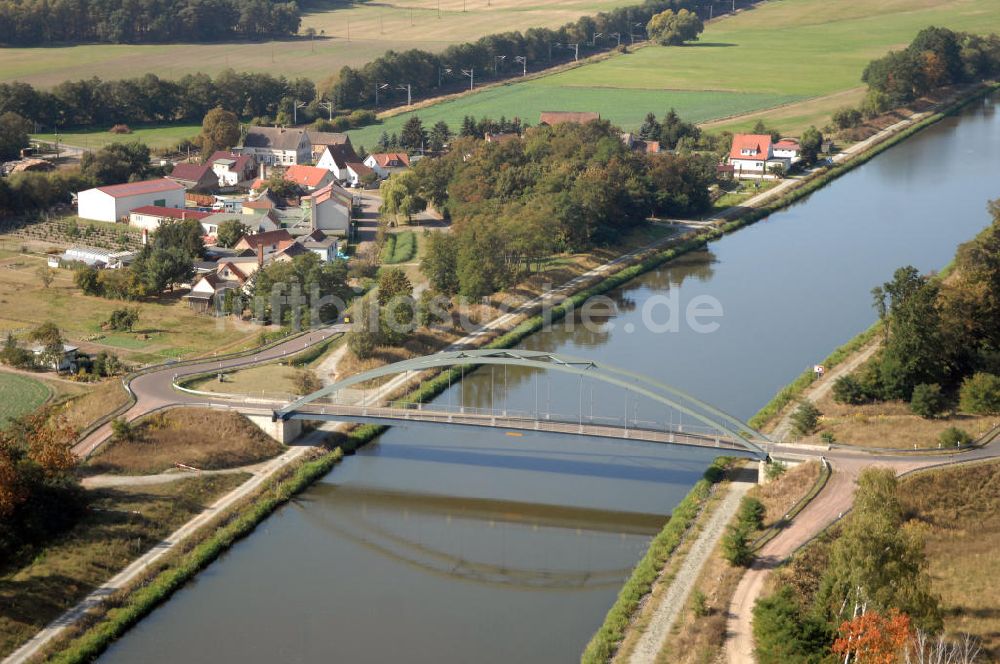 Kade von oben - Kader-Brücke bei Kade