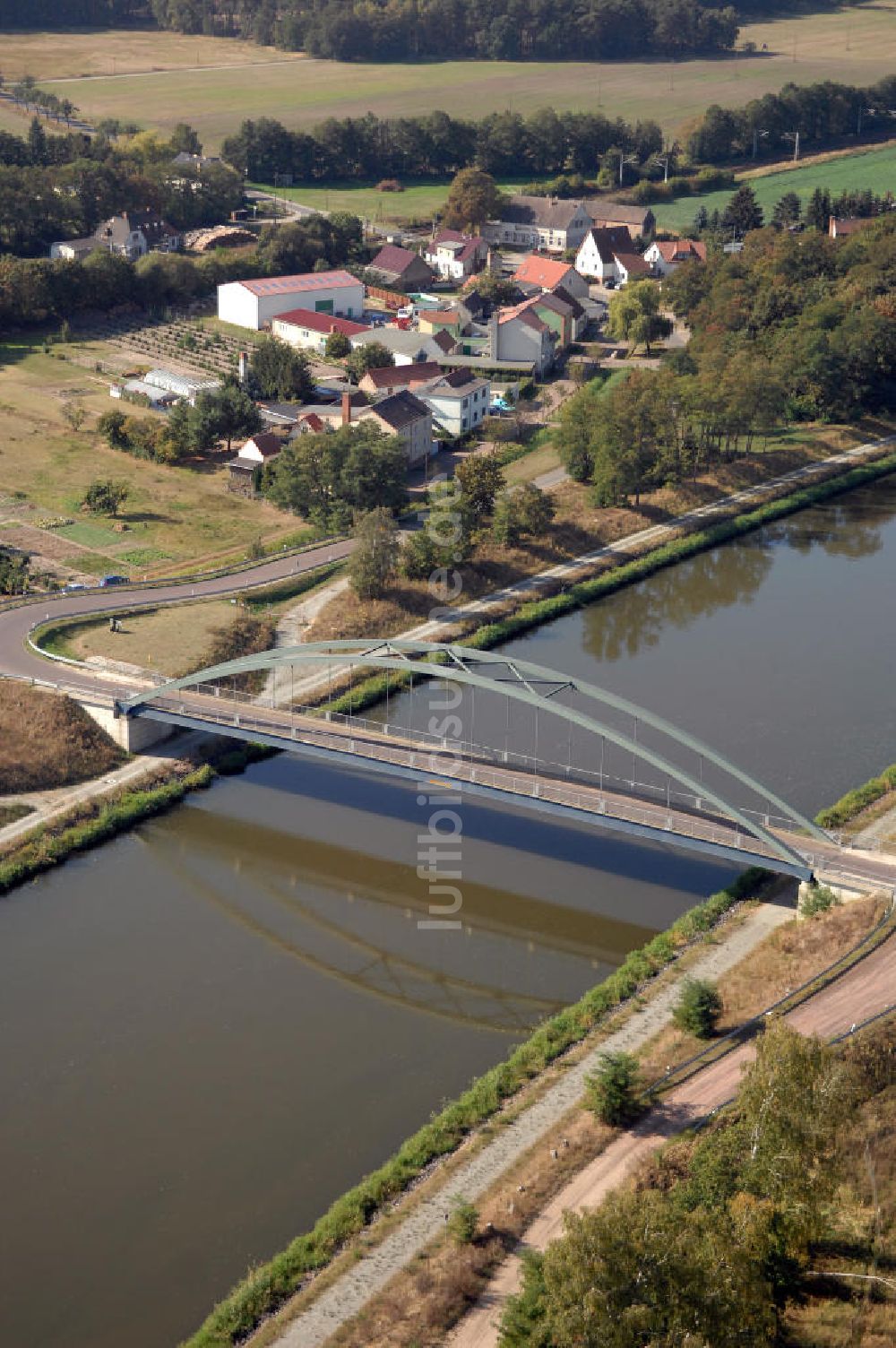 Luftbild Kade - Kader-Brücke bei Kade