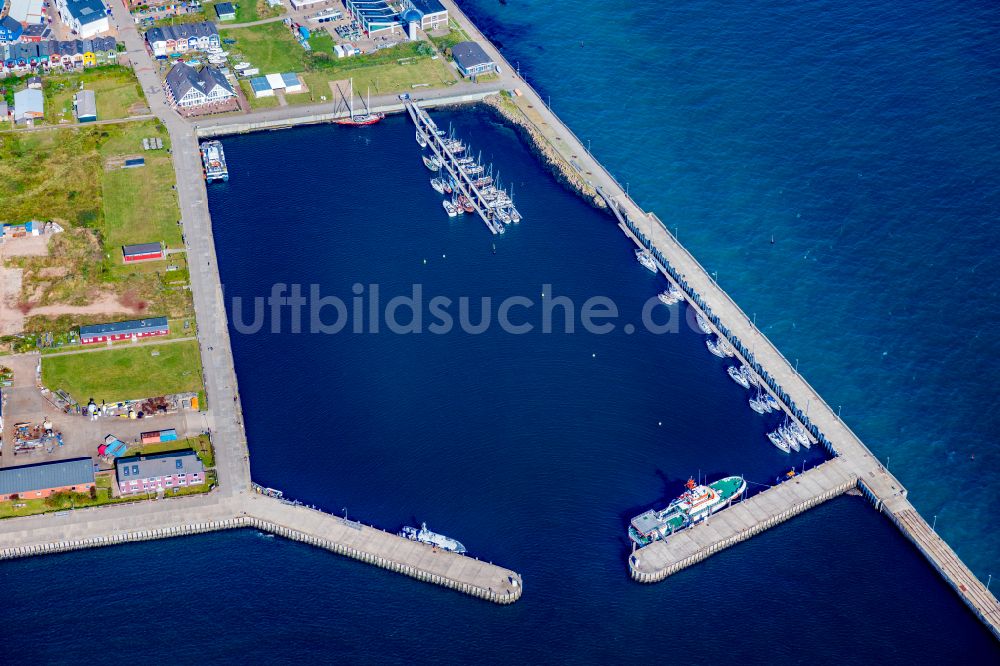 Luftaufnahme Helgoland - Kai und Hafenbecken des Binnenhafen am Ufer Südhafen in Helgoland im Bundesland Schleswig-Holstein, Deutschland