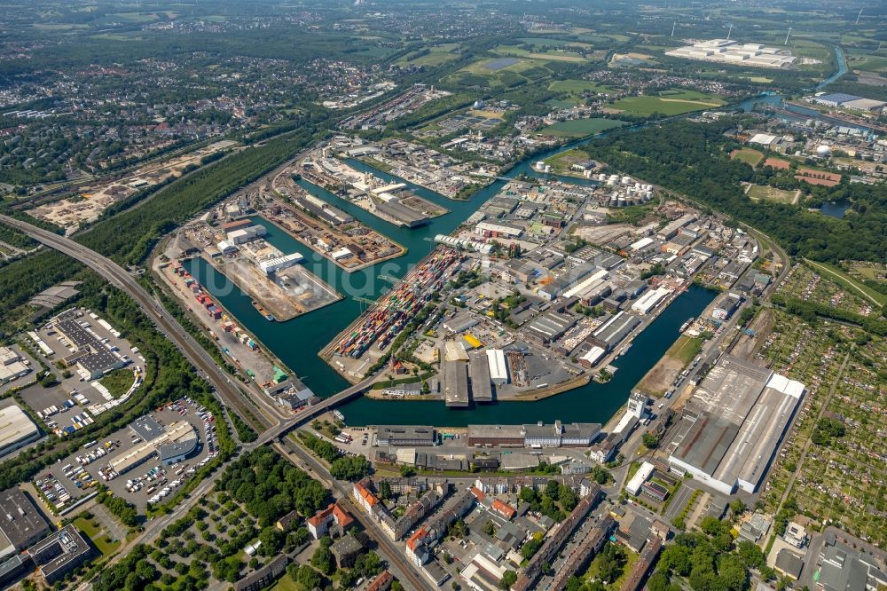 Luftbild Dortmund - Kaianlagen und Schiffs- Anlegestellen am Hafenbecken des Binnenhafen Dortmunder Hafen AG an der Speicherstraße in Dortmund im Bundesland Nordrhein-Westfalen, Deutschland