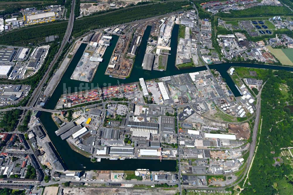 Luftbild Dortmund - Kaianlagen und Schiffs- Anlegestellen am Hafenbecken des Binnenhafen Dortmunder Hafen AG an der Speicherstraße in Dortmund im Bundesland Nordrhein-Westfalen, Deutschland