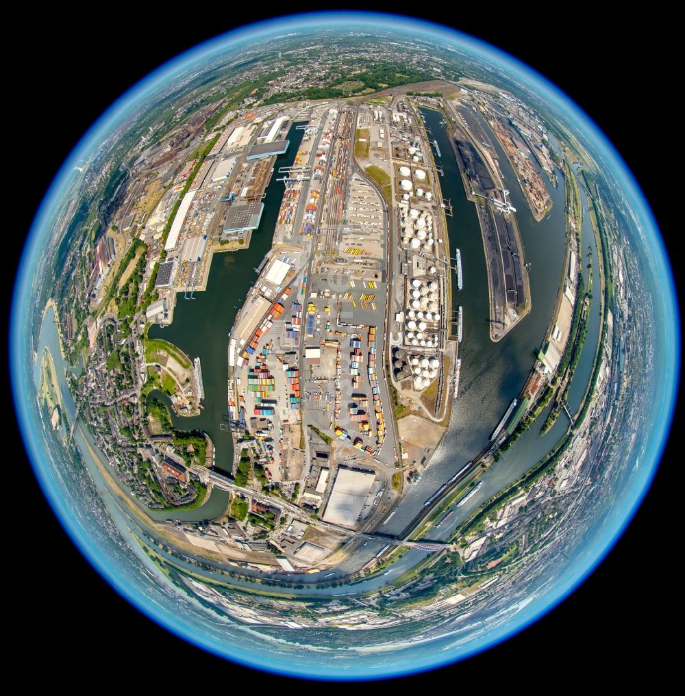 Duisburg von oben - Kaianlagen und Schiffs- Anlegestellen mit Verlade- Terminals am Binnenhafen in Duisburg im Bundesland Nordrhein-Westfalen