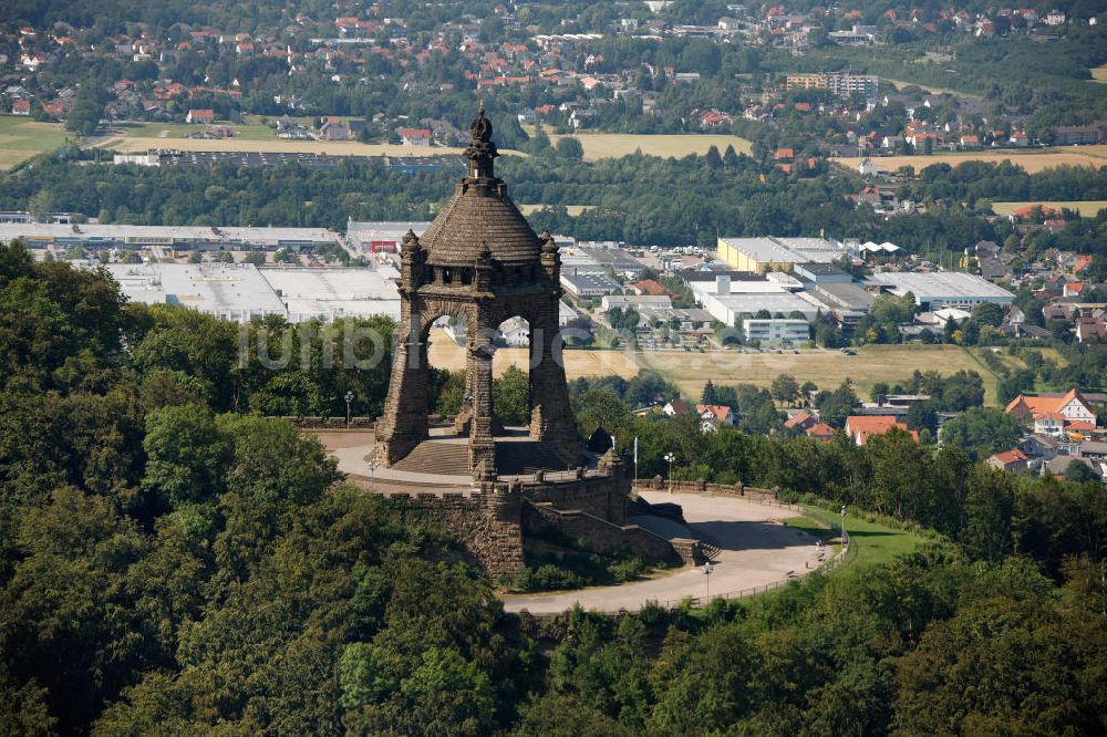 Porta Westfalica aus der Vogelperspektive: Kaiser-Wilhelm-Denkmal an der Porta Westfalica