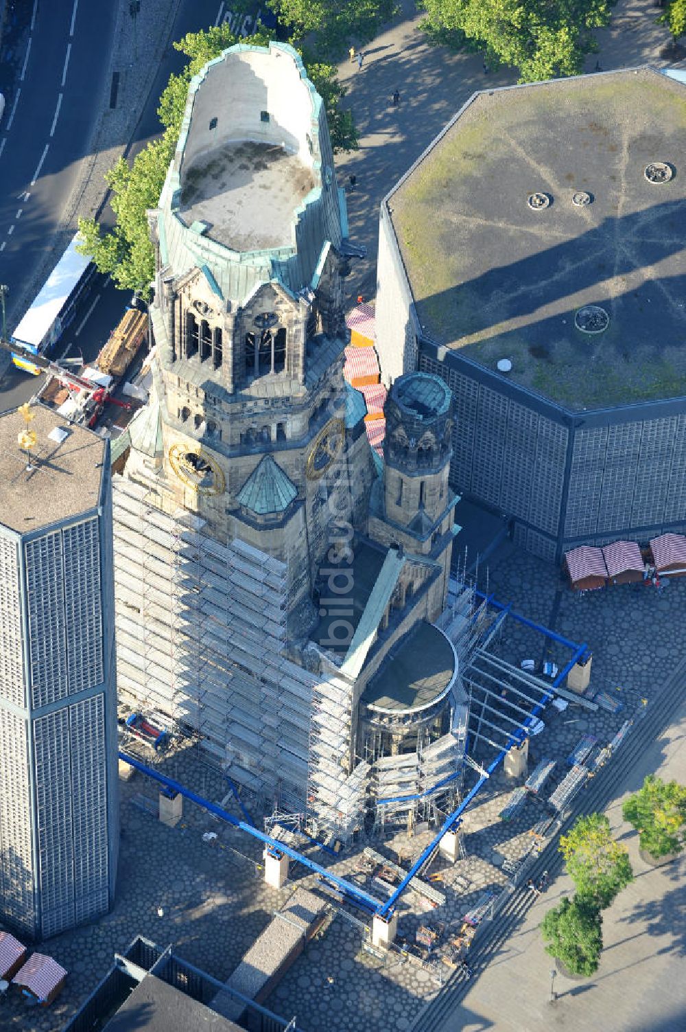 Luftbild Berlin - Kaiser-Wilhelm-Gedächtnis-Kirche in Berlin-Charlottenburg