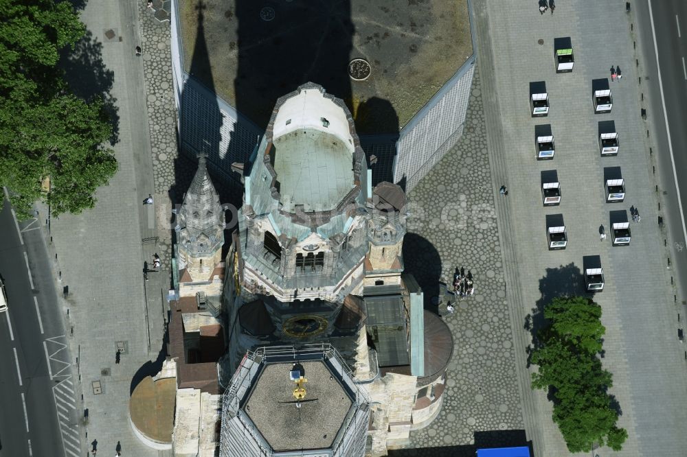 Berlin aus der Vogelperspektive: Kaiser-Wilhelm Gedächtniskirche in Berlin