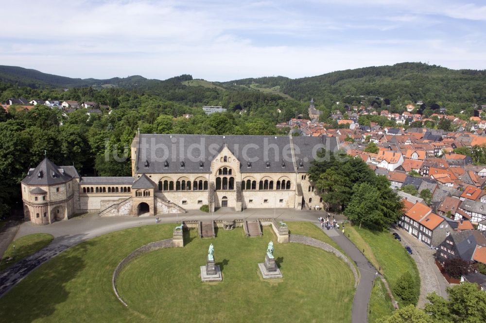 Luftaufnahme Goslar - Kaiserpfalz in Goslar im Bundesland Niedersachsen, Deutschland