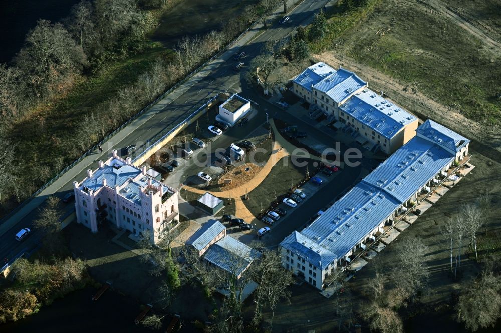 Luftbild Potsdam - „Kaiservilla“ oder „Haus Nedlitz“ - Mehrfamilienhaus-Wohnanlage in Potsdam im Bundesland Brandenburg, Deutschland