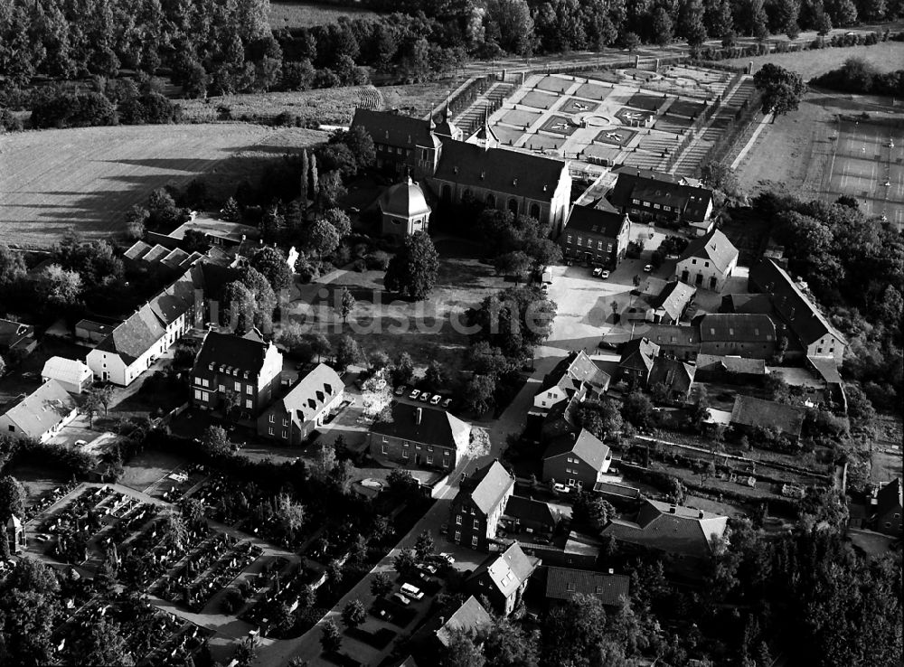 Kamp-Lintfort aus der Vogelperspektive: Kamper Berg in Kamp-Lintfort im Bundesland Nordrhein-Westfalen, Deutschland