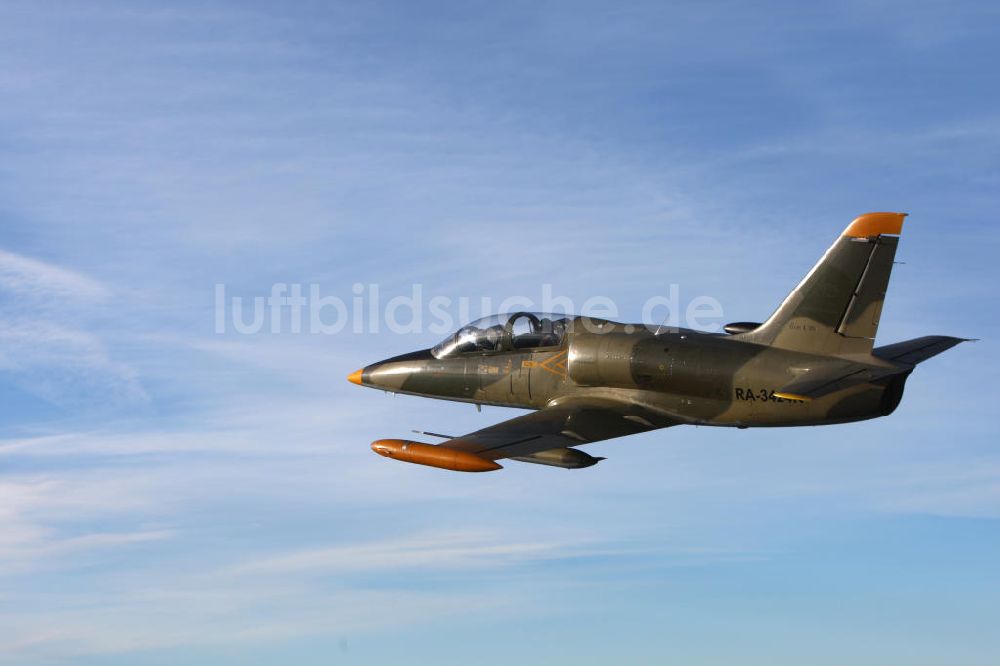 Bitburg von oben - Kampfjet Aero L-39 Albatros auf dem Flugplatz Bitburg