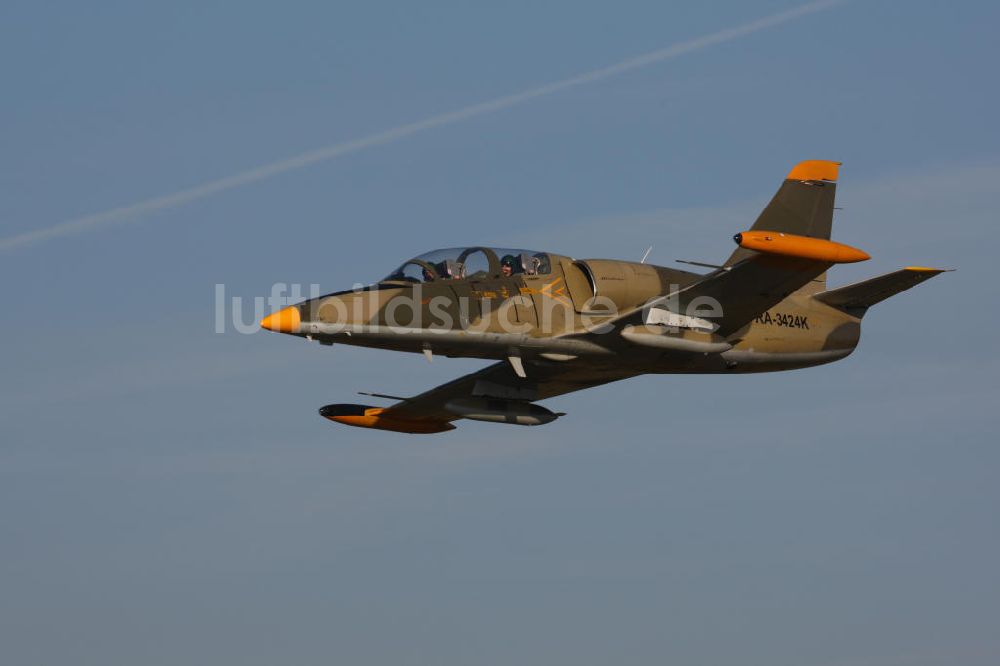 Luftaufnahme Bitburg - Kampfjet Aero L-39 Albatros auf dem Flugplatz Bitburg