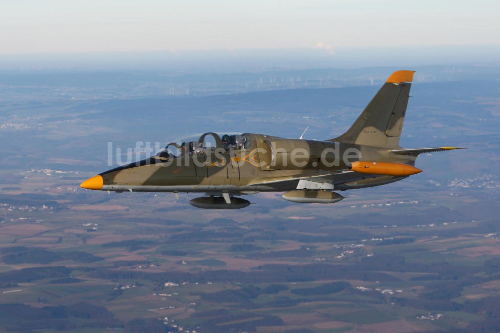 Bitburg von oben - Kampfjet Aero L-39 Albatros auf dem Flugplatz Bitburg