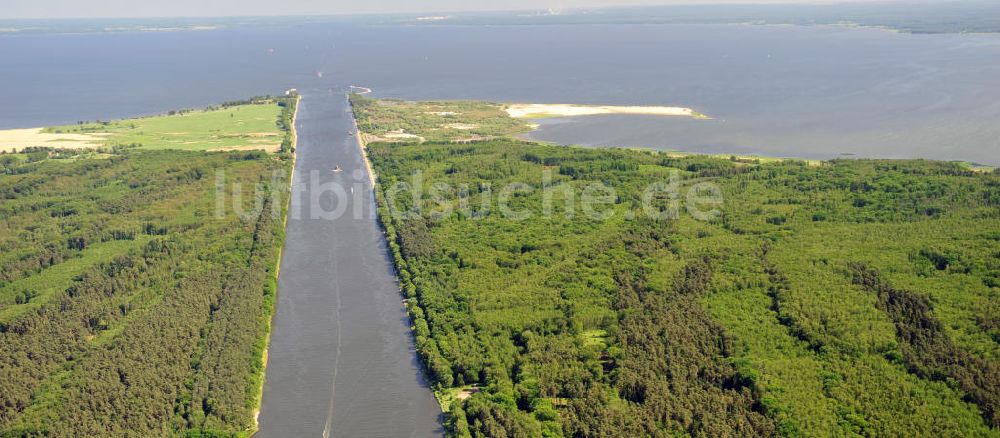 Luftbild Swinemünde ( Swinoujscie ) - Kanal Piastowski / Piastenkanal- als Kaiserfahrt erbauter Kanals südlich der Hafenstadt Swinoujscie