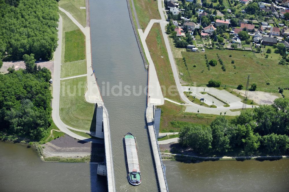 Luftaufnahme Hohenwarthe - Kanalbrücke Hohenwarthe am Wasserstraßenkreuz Magdeburg