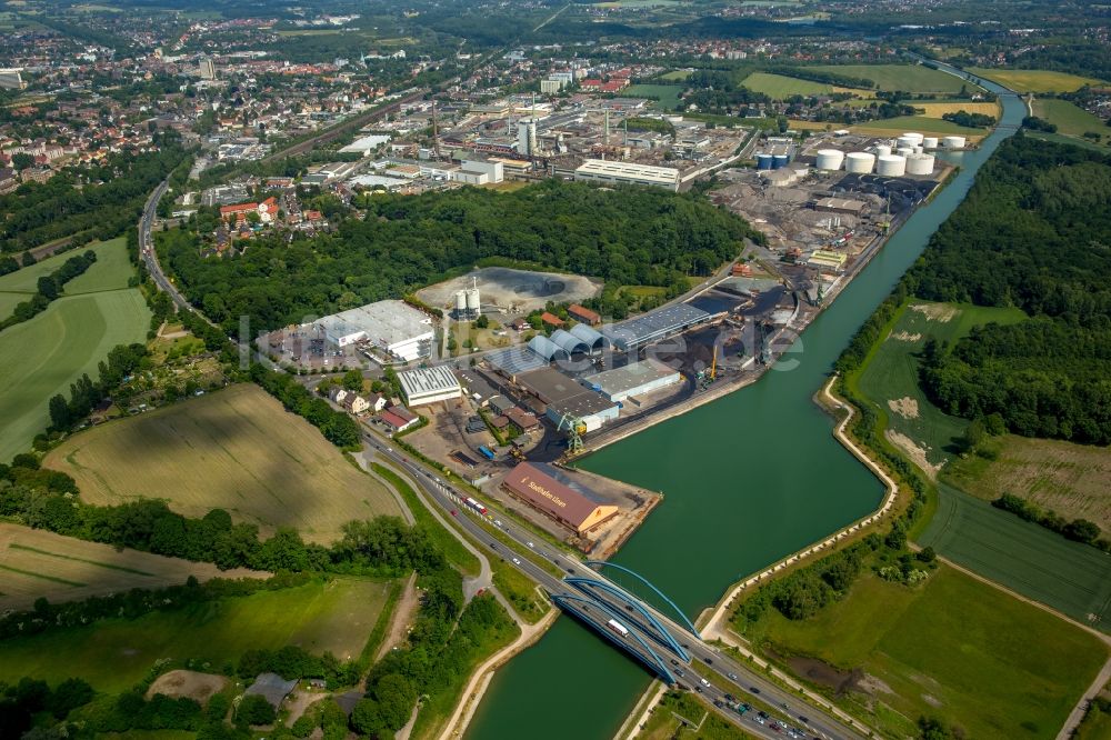 Lünen aus der Vogelperspektive: Kanalverlauf und Uferbereiche Datteln-Hamm-Kanal an der Wethmarheide in Lünen im Bundesland Nordrhein-Westfalen