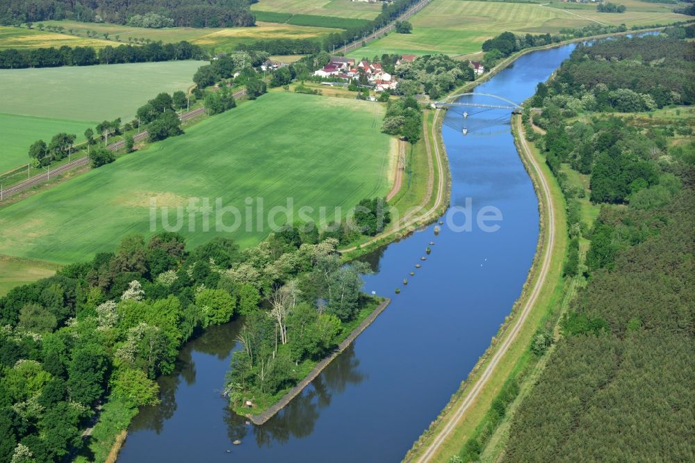 Luftaufnahme Wusterwitz - Kanalverlauf und Uferbereiche des Elbe-Havel-Kanales in Wusterwitz im Bundesland Brandenburg