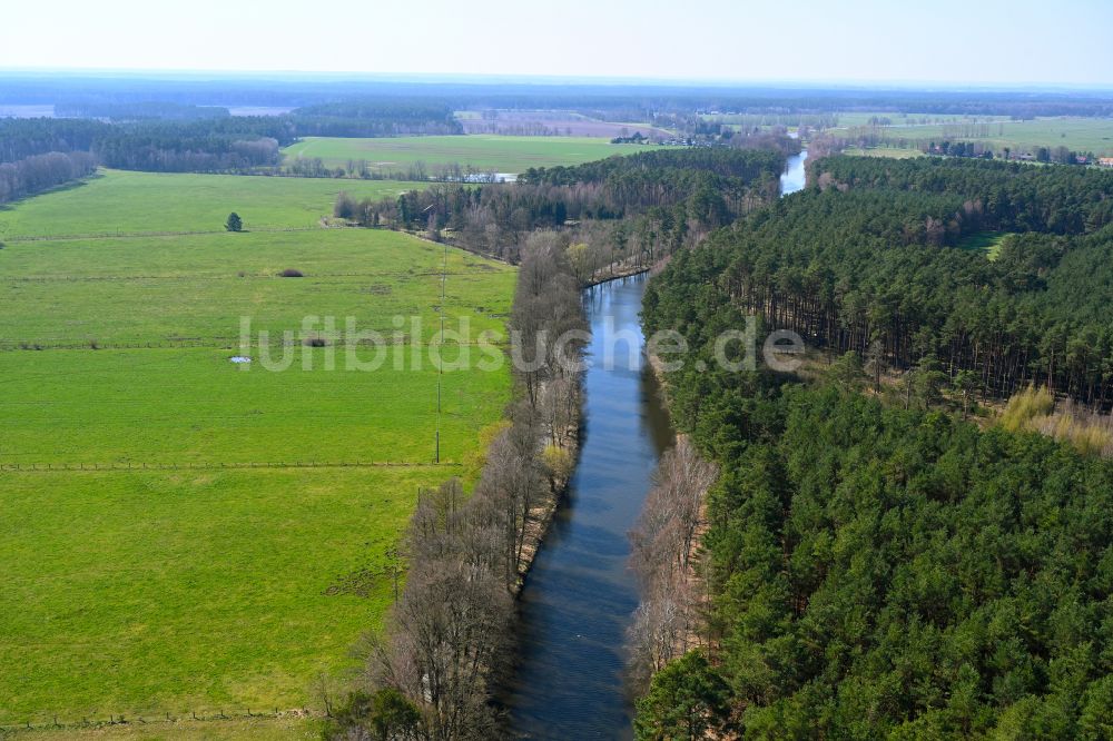 Luftbild Eldena - Kanalverlauf und Uferbereiche des Verbindungskanales MEW Müritz- Elde- Wasserstraße in Eldena im Bundesland Mecklenburg-Vorpommern, Deutschland