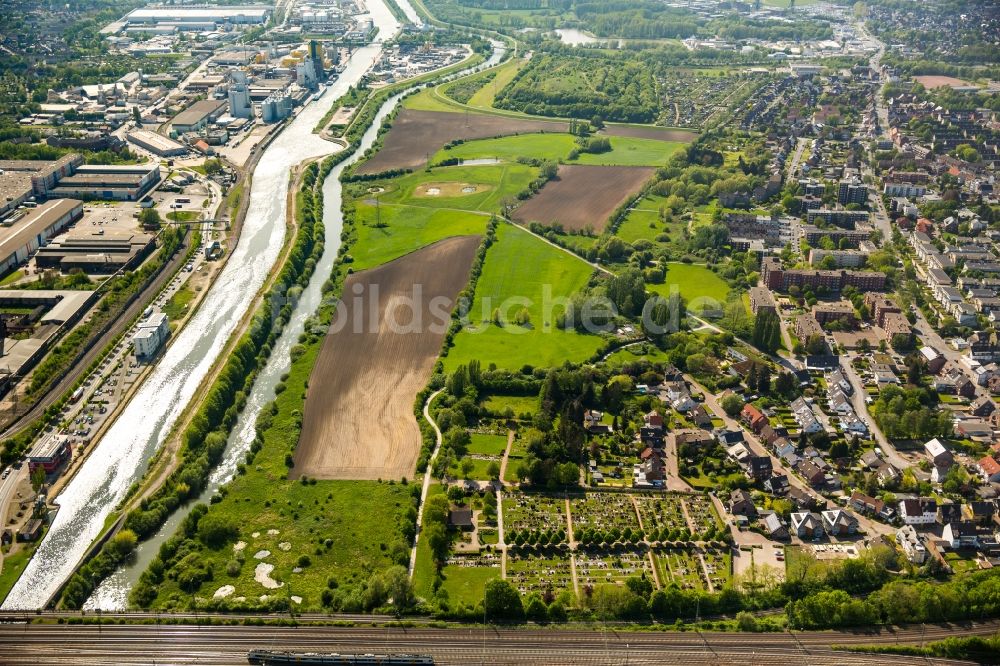 Hamm von oben - Kanalverlauf und Uferbereiche der Wasserstraße der Binnenschiffahrt Datteln-Hamm-Kanal in Hamm im Bundesland Nordrhein-Westfalen