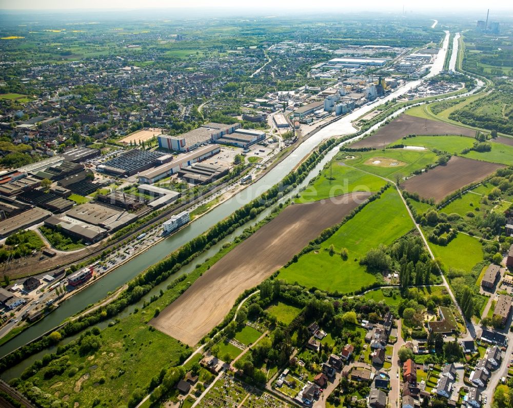 Hamm aus der Vogelperspektive: Kanalverlauf und Uferbereiche der Wasserstraße der Binnenschiffahrt Datteln-Hamm-Kanal in Hamm im Bundesland Nordrhein-Westfalen