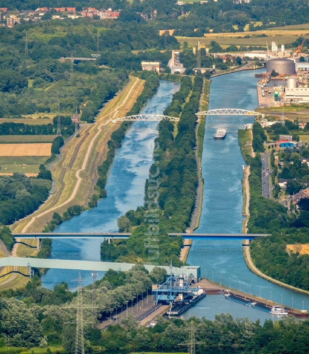 Hamm von oben - Kanalverlauf und Uferbereiche der Wasserstraße der Binnenschiffahrt der Lippe in Hamm im Bundesland Nordrhein-Westfalen - NRW, Deutschland