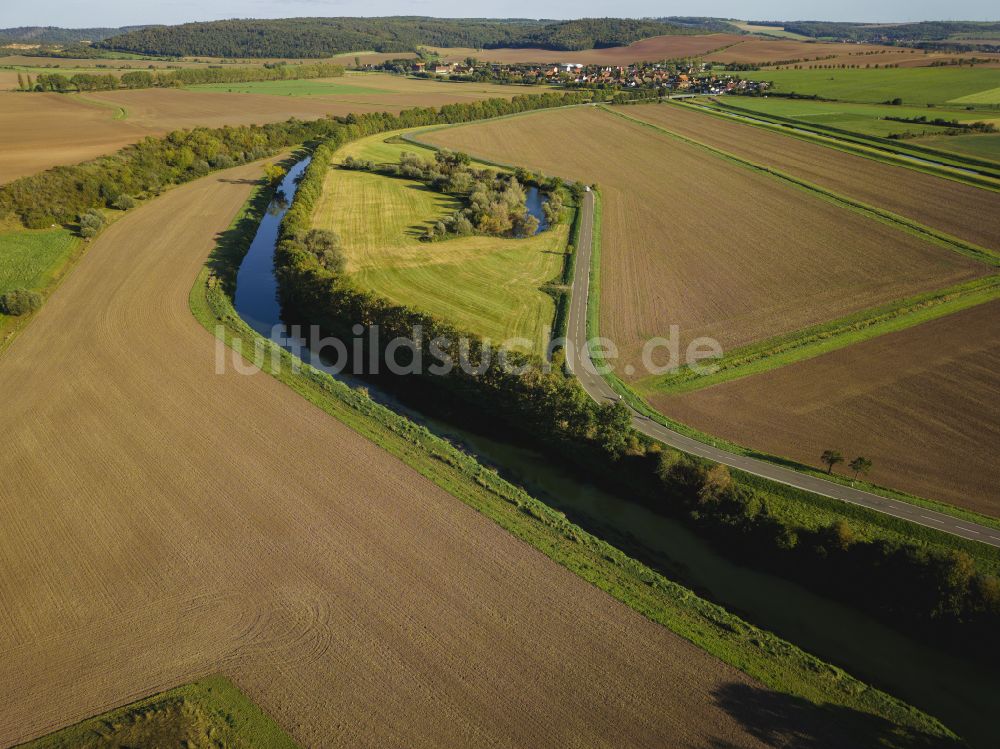 Wendelstein von oben - Kanalverlauf und Uferbereiche der Wasserstraße der Binnenschiffahrt der Unstrut in Wendelstein im Bundesland Sachsen-Anhalt, Deutschland