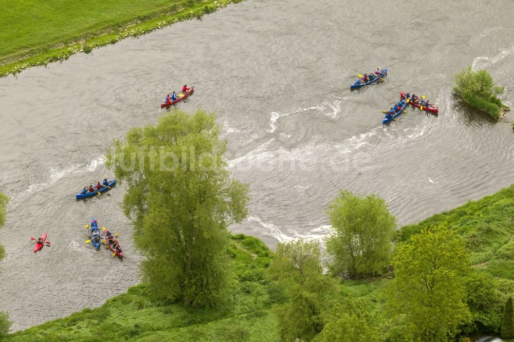 Luftbild Hattingen - Kanu - Sportboot - Fahrer auf der Ruhr in der Ruhrauen- Landschaft bei Hattingen im Bundesland Nordrhein-Westfalen NRW