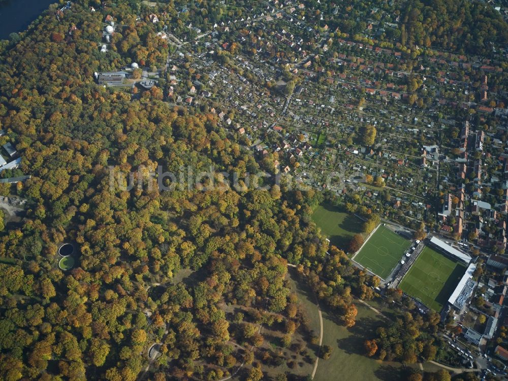 Luftbild Potsdam Babelsberg - Karl Liebknecht Stadion in Babelsberg Nord in der Landeshauptstadt Potsdam im Bundesland Brandenburg