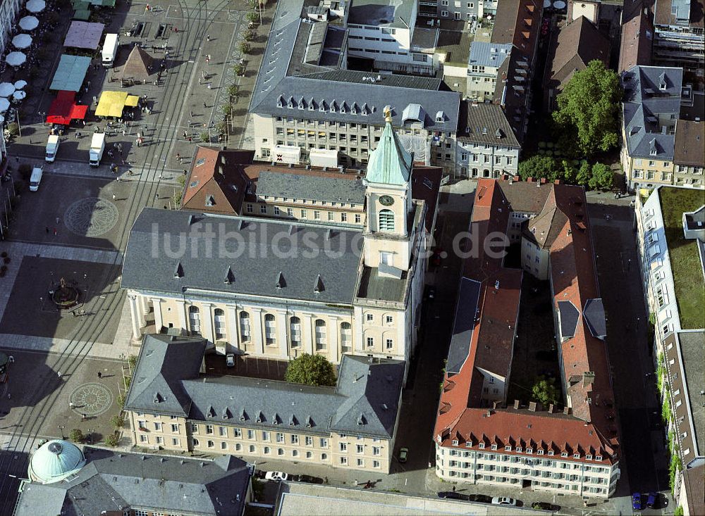 Luftaufnahme Karlsruhe - Karlsruher Stadtkirche und Kaiserstrasse