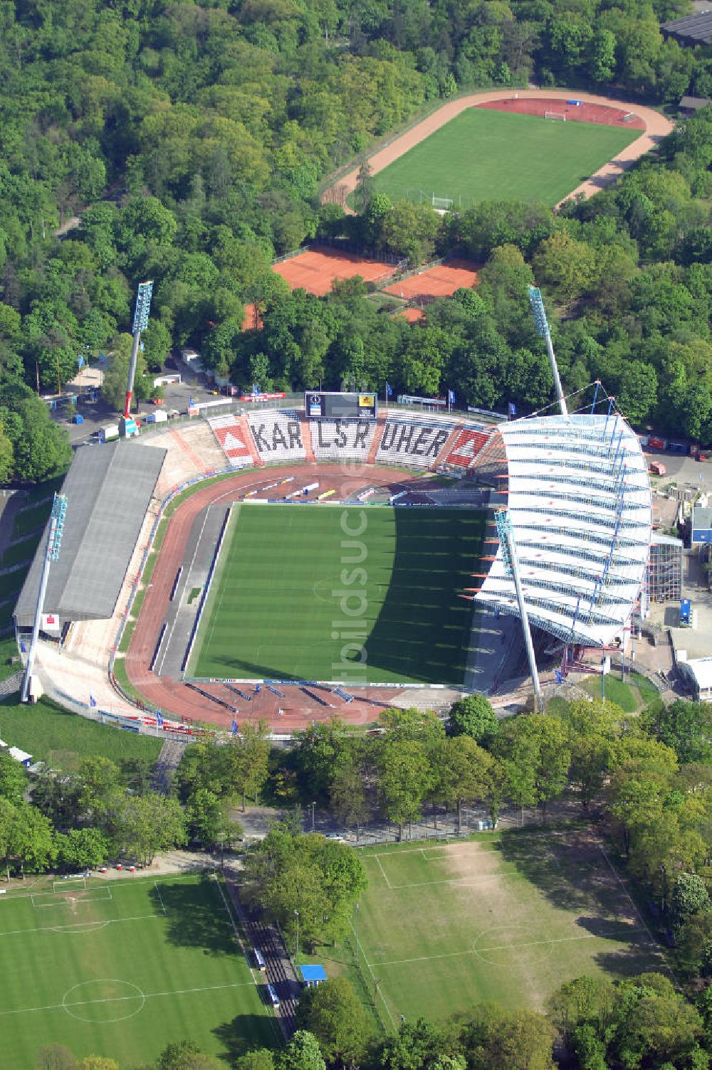 Luftaufnahme Karlsruhe - Karlsruher Wildparkstadion