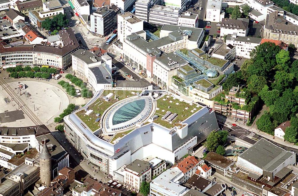 Luftaufnahme Kassel / Hessen - Kassel / Hessen ECE-Einkaufscenter DEZ am ringförmig angelegten Königsplatz (mit Straßenbahnverbindung) im Zentrum von Kassel in Hessen