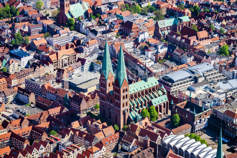 Luftbild Lübeck - Kathedrale St. Marien zu Lübeck in Lübeck im Bundesland Schleswig-Holstein, Deutschland