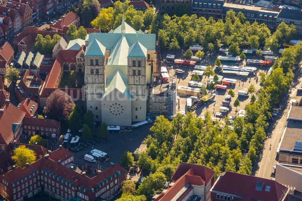 Luftaufnahme Münster - Kathedrale St.-Paulus-Dom in Münster im Bundesland Nordrhein-Westfalen