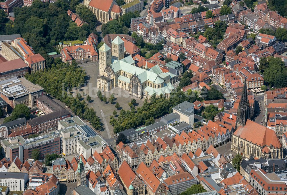 Luftbild Münster - Kathedrale St.-Paulus-Dom in Münster im Bundesland Nordrhein-Westfalen, Deutschland