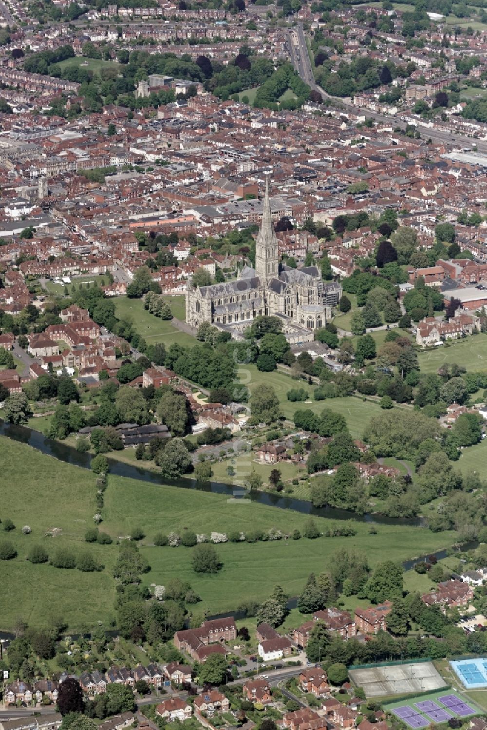 Luftbild Salisbury - Kathedrale in Salisbury in Vereinigtes Königreich