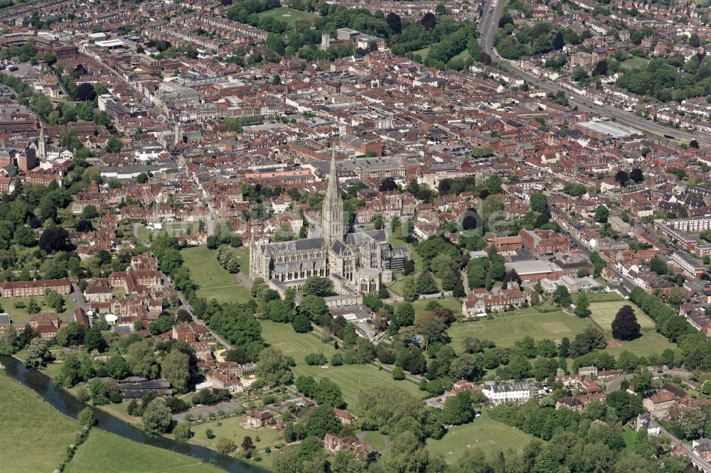 Luftaufnahme Salisbury - Kathedrale in Salisbury in Vereinigtes Königreich