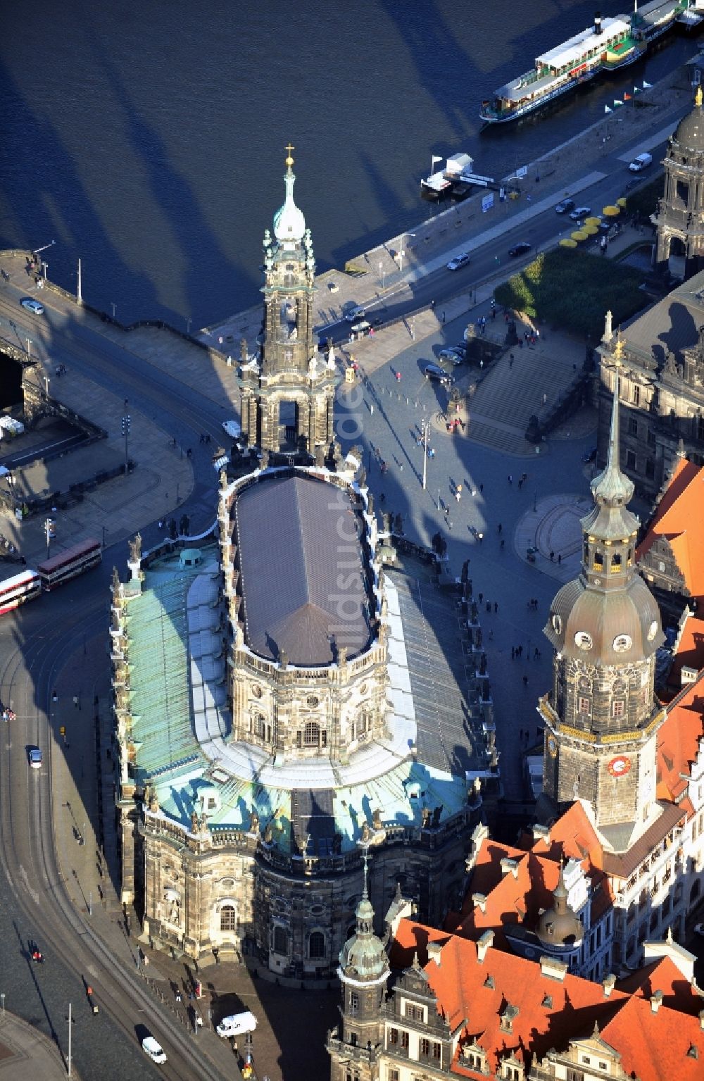 Luftaufnahme Dresden - Kathedrale Sanctissimae Trinitatis in Dresden im Bundesland Sachsen