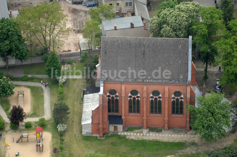 Luftbild Rathenow - Katholische Kirche Sankt Georg in Rathenow