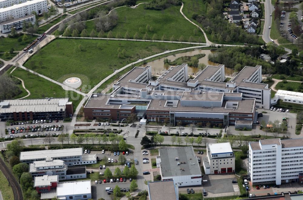 Erfurt von oben - Katholisches Krankenhaus „St. Johann Nepomuk” im Ortsteil Windischholzhausen in Erfurt im Bundesland Thüringen, Deutschland