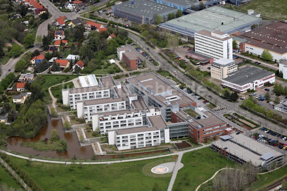 Erfurt von oben - Katholisches Krankenhaus „St. Johann Nepomuk” im Ortsteil Windischholzhausen in Erfurt im Bundesland Thüringen, Deutschland