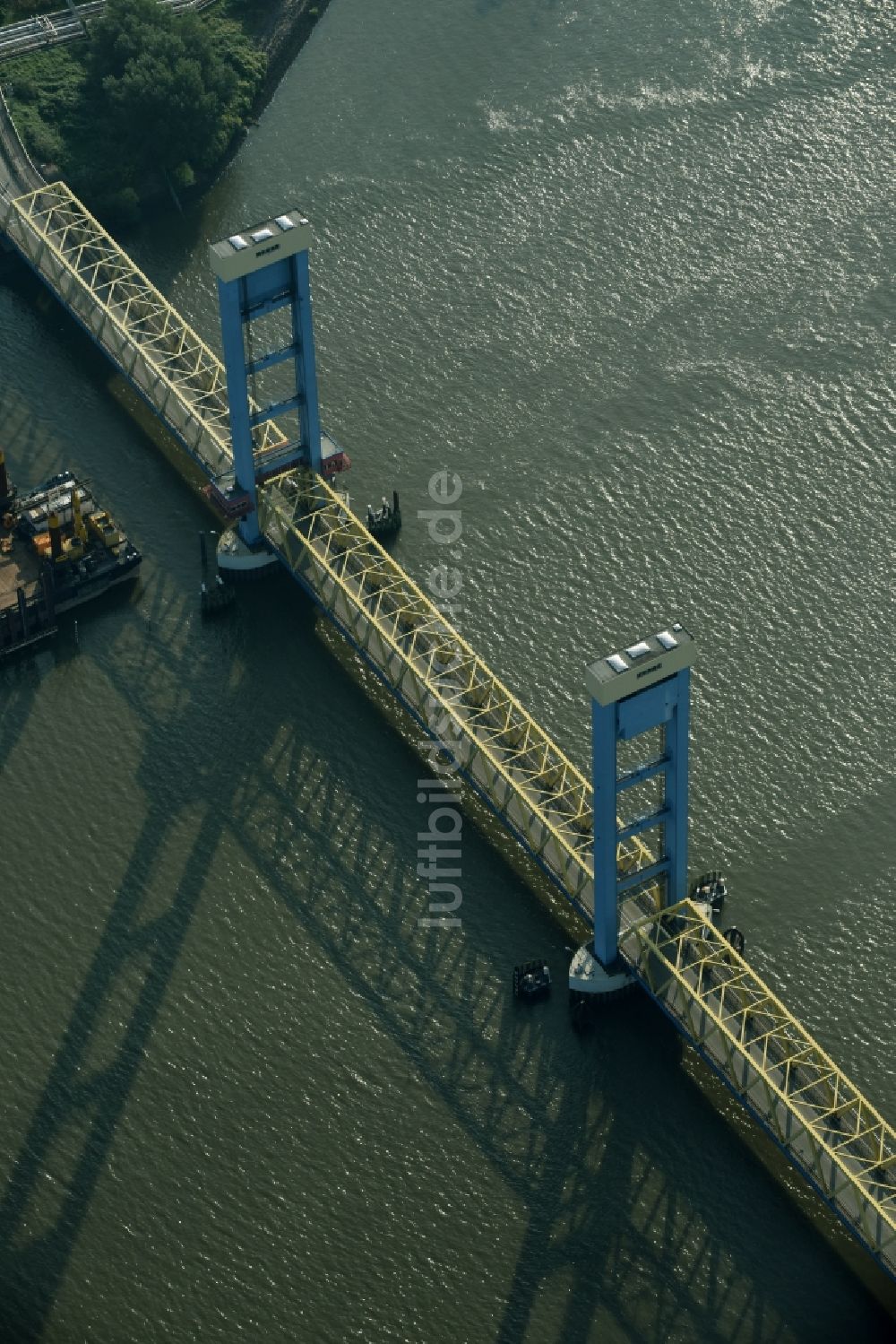 Luftaufnahme Hamburg - Kattwyk- Brücke über der Süderelbe in Hamburg