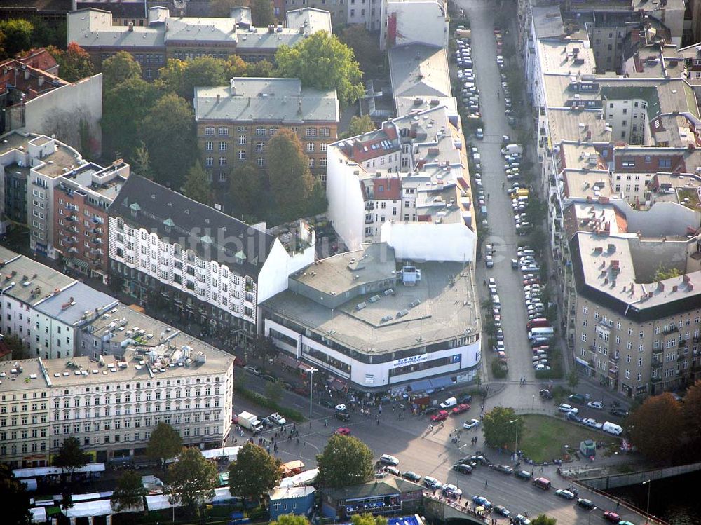 Luftbild Berlin-Kreuzberg - Kaufhaus Benitz in Berlin-Kreuzberg.