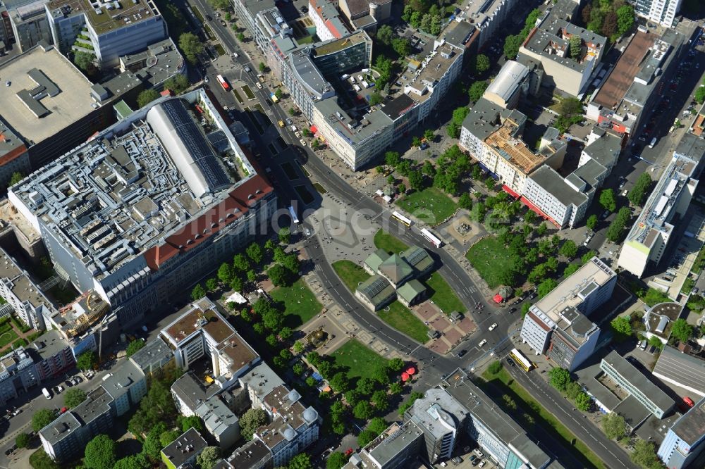 Luftbild Berlin - Kaufhaus des Westens ( KaDeWe ) in der Tauentzienstraße am Wittenbergplatz in Berlin-Schöneberg