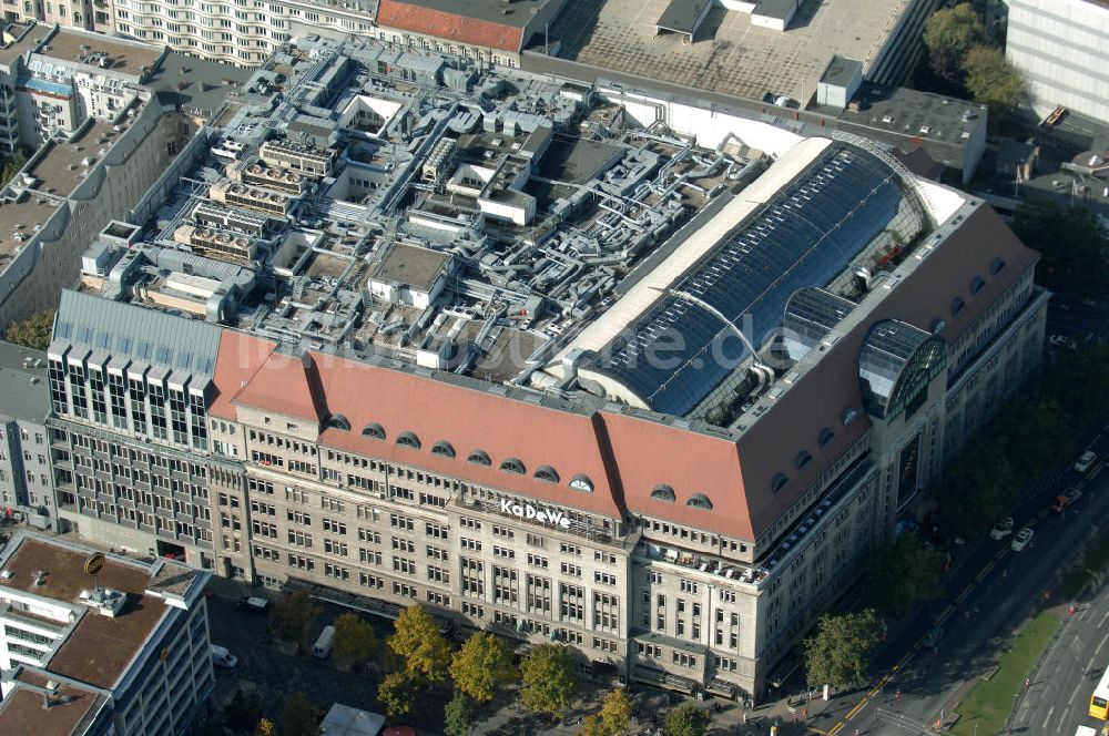 Berlin aus der Vogelperspektive: Kaufhaus des Westens am Wittenbergplatz in Berlin - Charlottenburg