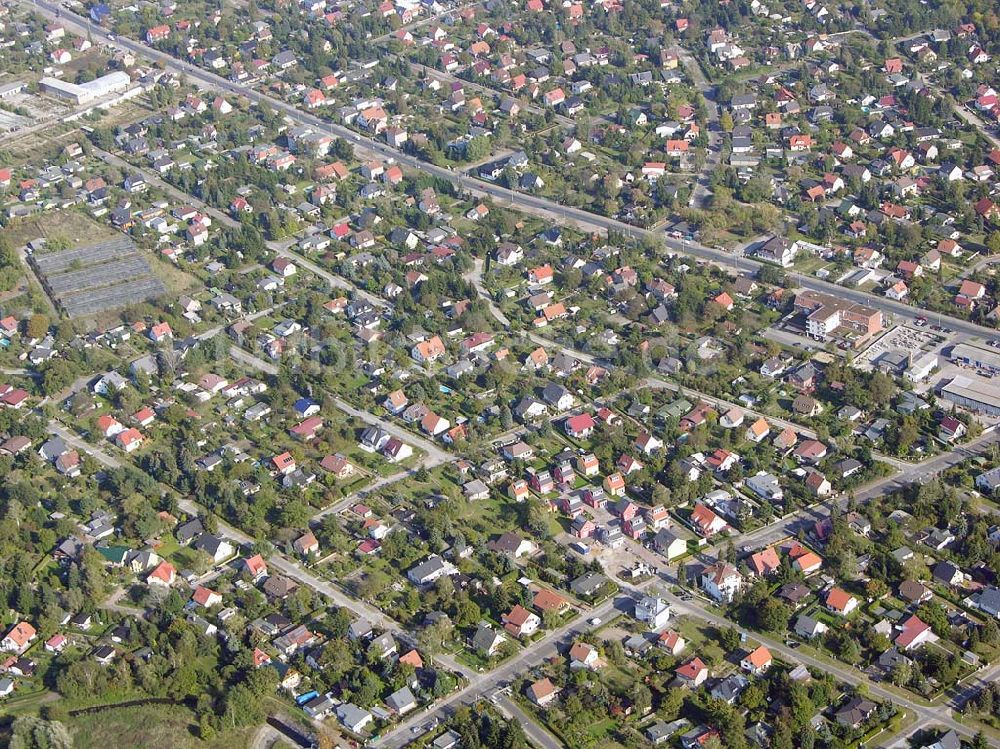 Berlin-Kaulsdorf aus der Vogelperspektive: Kaulsdorfer Garten der PREMIER-Deutschland GmbH Berlin-Kaulsdorf