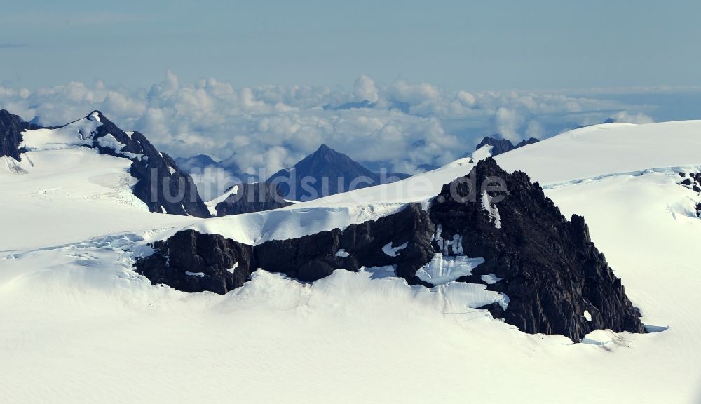 Luftaufnahme Kenai Fjords National Park - Kenai-Fjords-Nationalpark auf der Kenai-Halbinsel in Alaska in den Vereinigten Staaten von Amerika USA