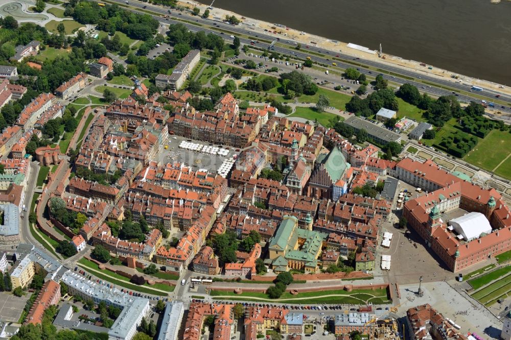 Warschau von oben - Kern- Zentrum der historischen Warschauer Altstadt der Hauptstadt Warschau in Polen