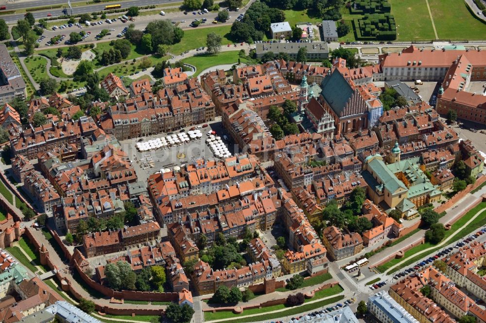 Luftbild Warschau - Kern- Zentrum der historischen Warschauer Altstadt der Hauptstadt Warschau in Polen