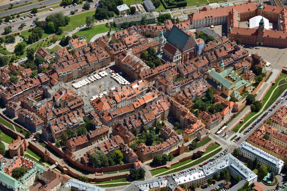 Warschau von oben - Kern- Zentrum der historischen Warschauer Altstadt der Hauptstadt Warschau in Polen